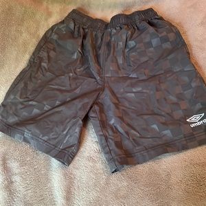 Boys Umbro shorts size L (12-14)